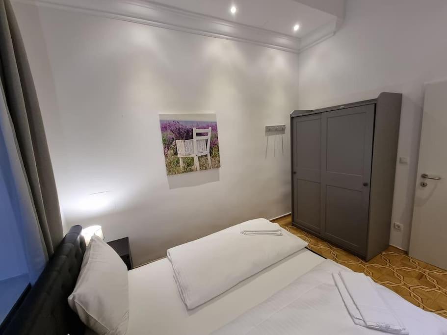 Sissi Royal Suite - Inner City 4 Bedroom Apartment Vídeň Exteriér fotografie